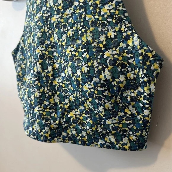 Outdoor Voices Floral Tech Sweat Move Free Crop Top - Picture 5 of 10